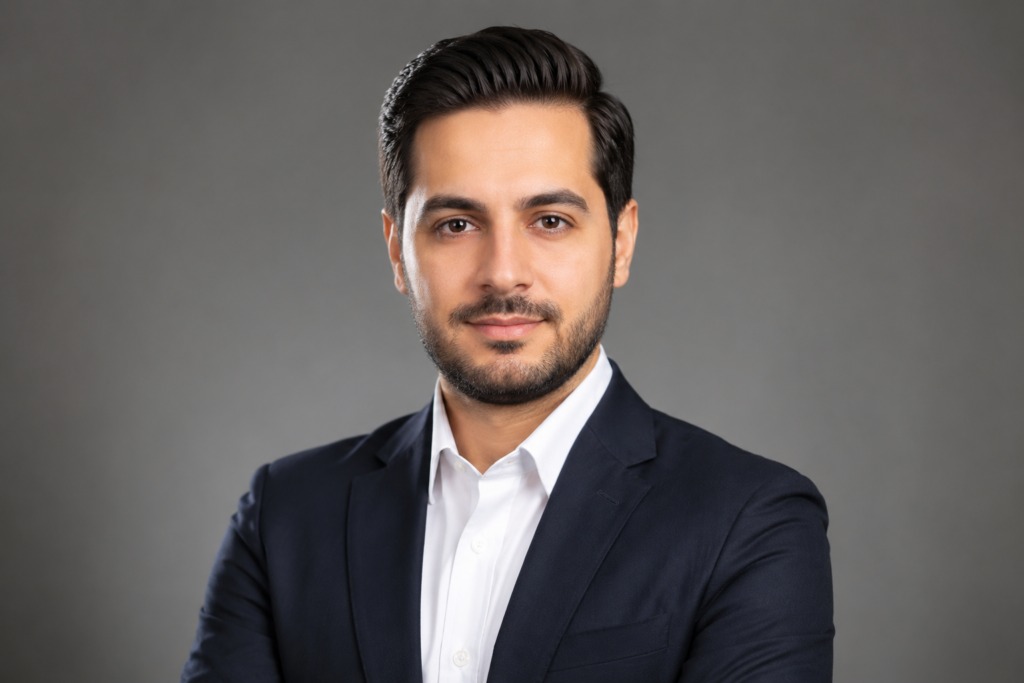 Professional Headshot Photography for LinkedIn at Photo Plaza